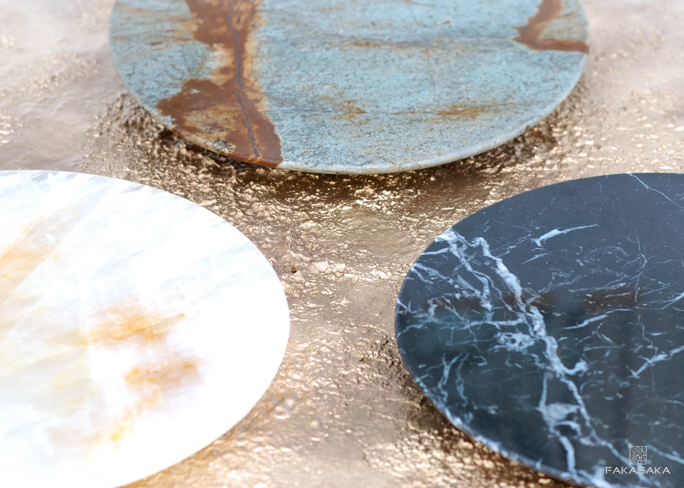 ALEXIA DRINK TABLE<br><br>BLUE MARE QUARTZITE<br>BLACKBROWN BRONZE