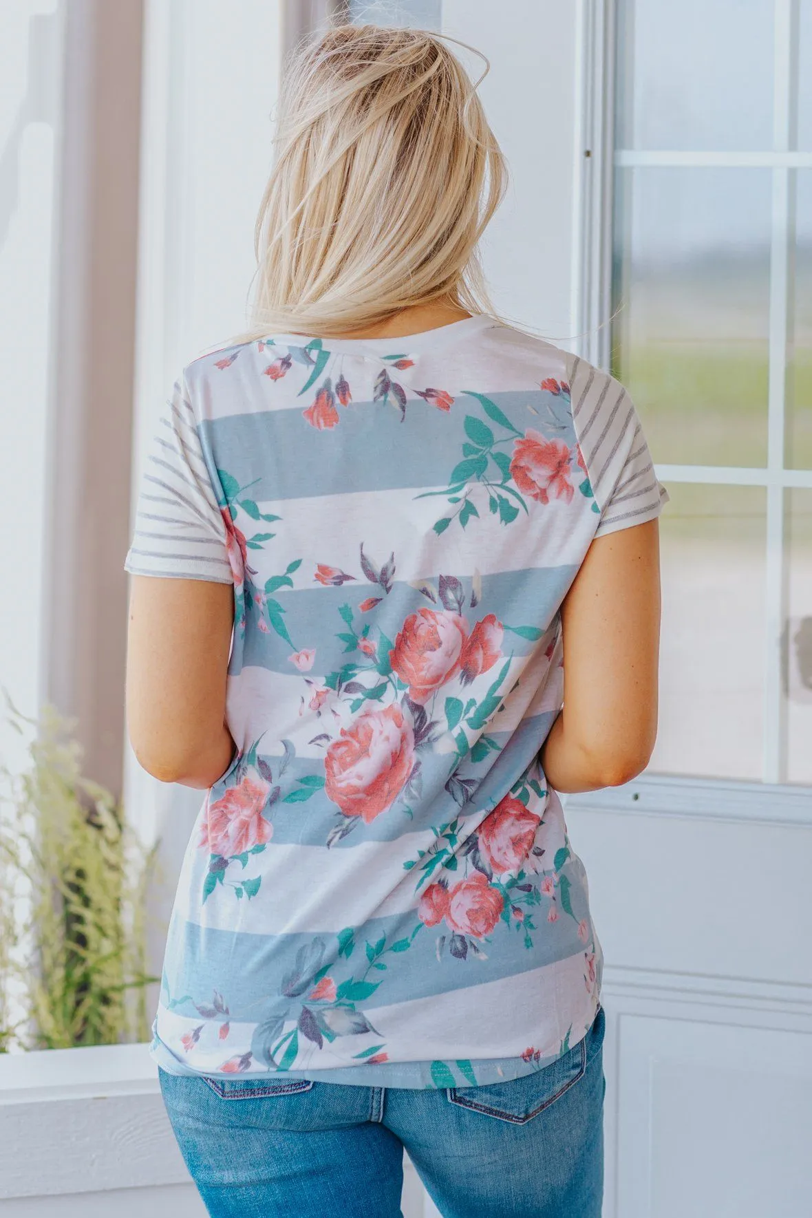 Always A Great Pick Floral Print Short Sleeve Top in White