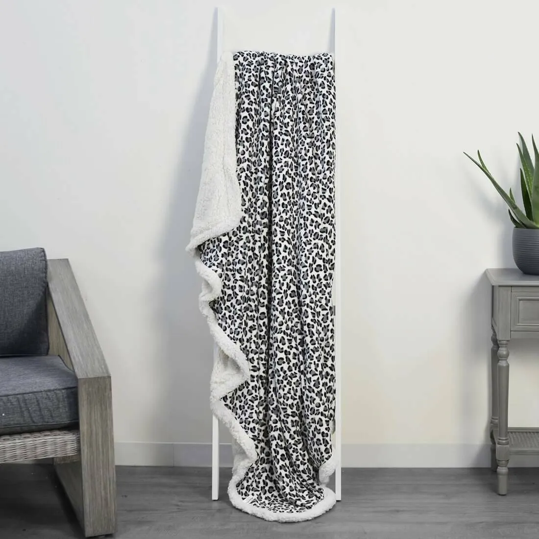 Animal Print Fleece Blanket With Sherpa Trim 2 Sizes