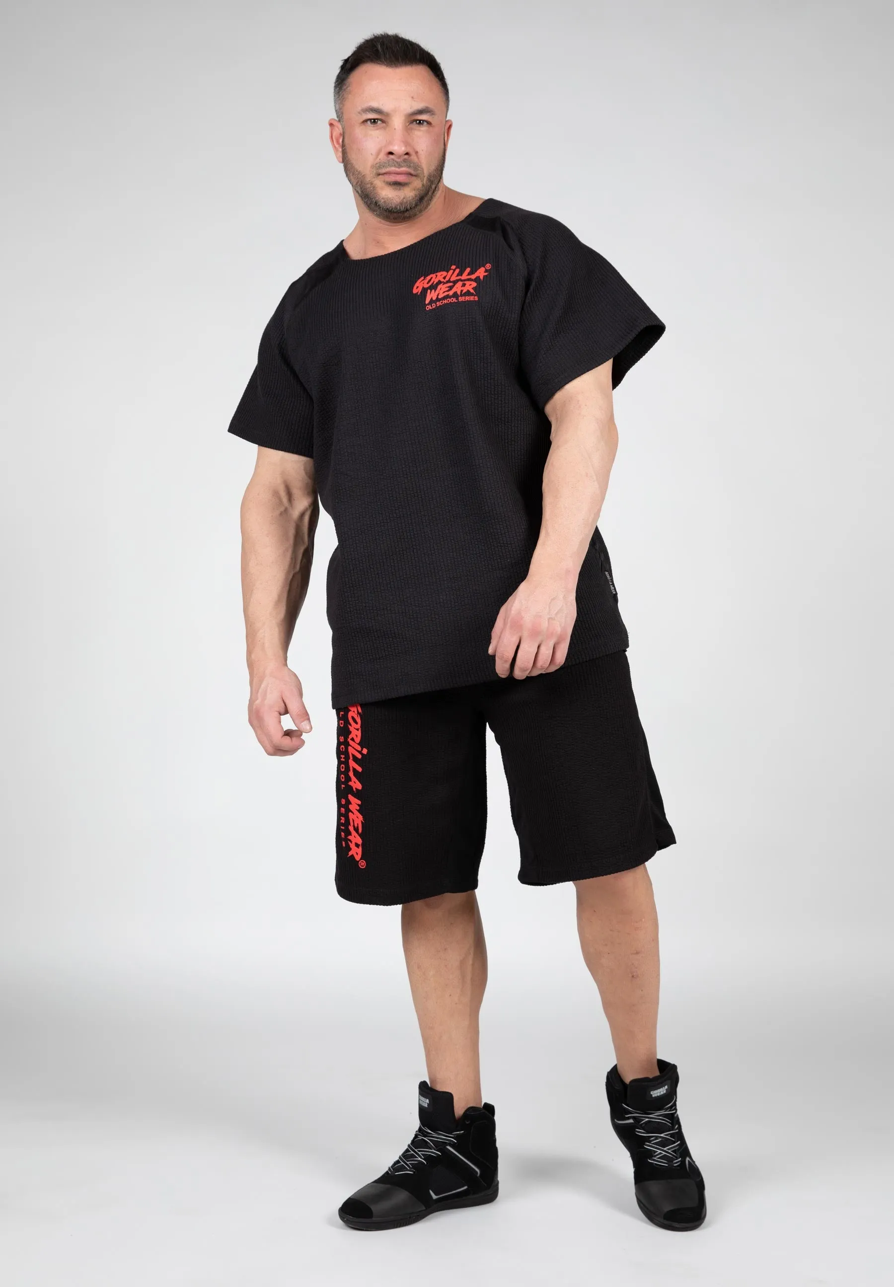 Augustine Old School Shorts - Black/Red