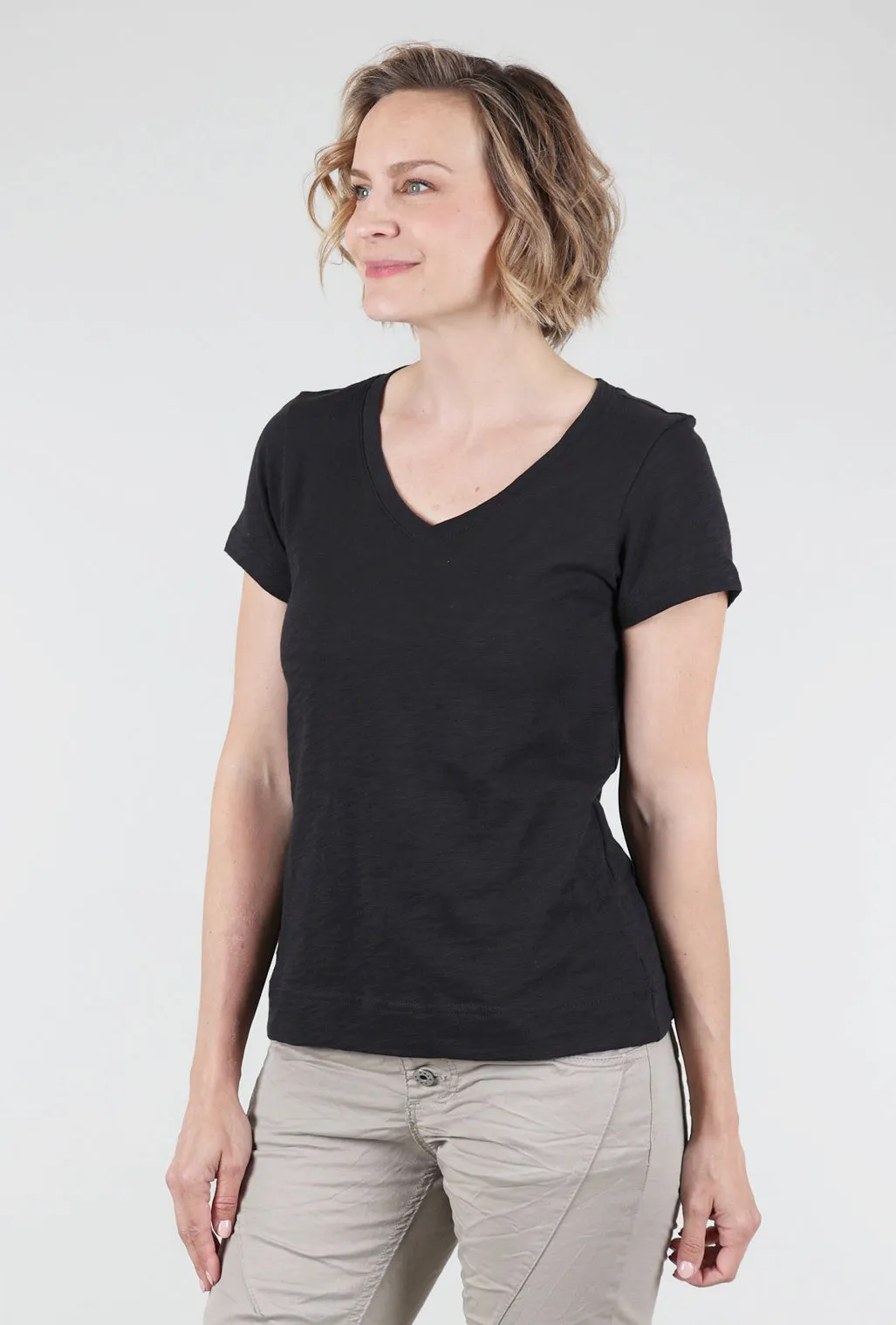 Cotton Slub V-Neck Tee, Black