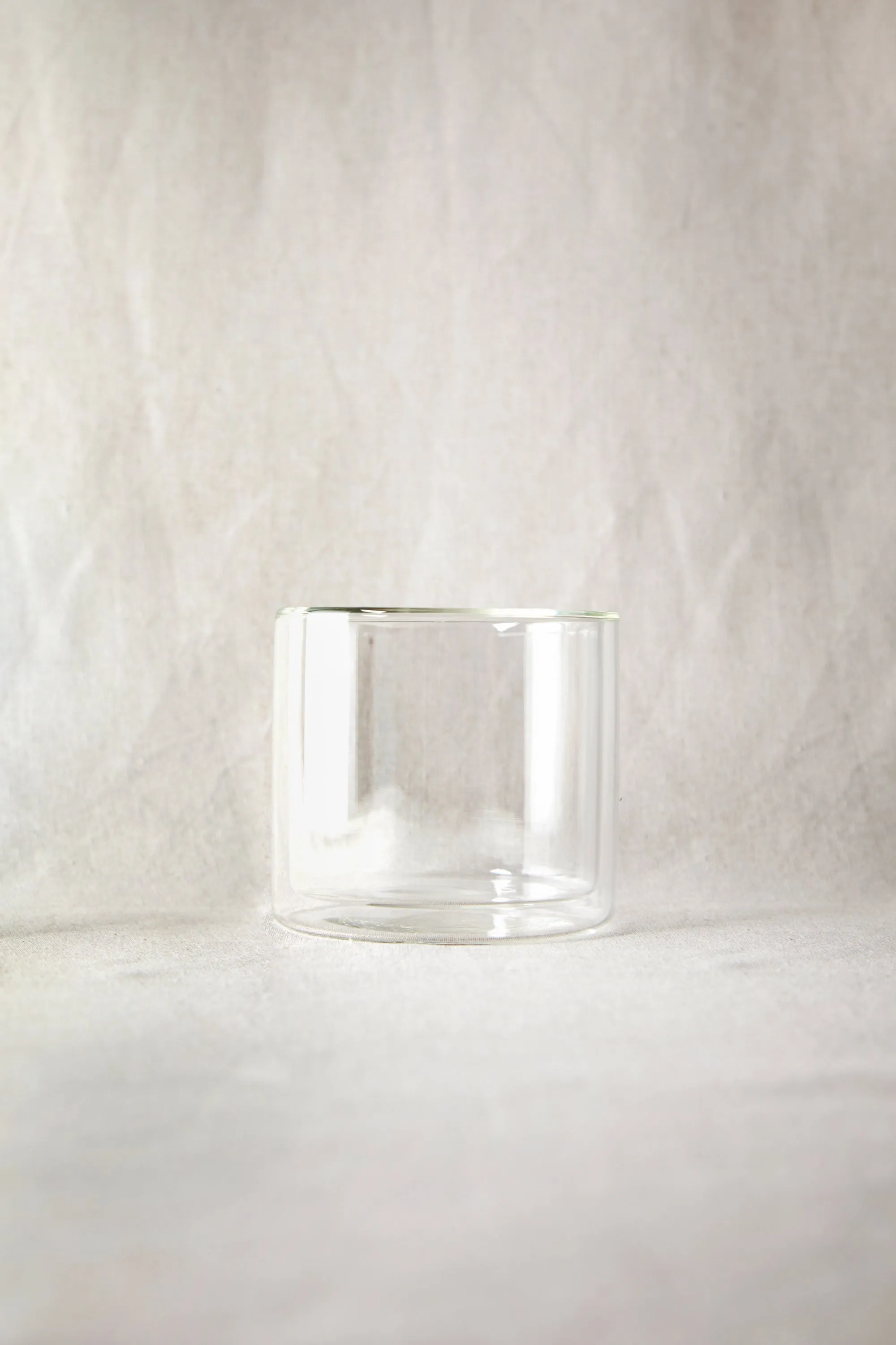 DOUBLE-WALLED GLASS