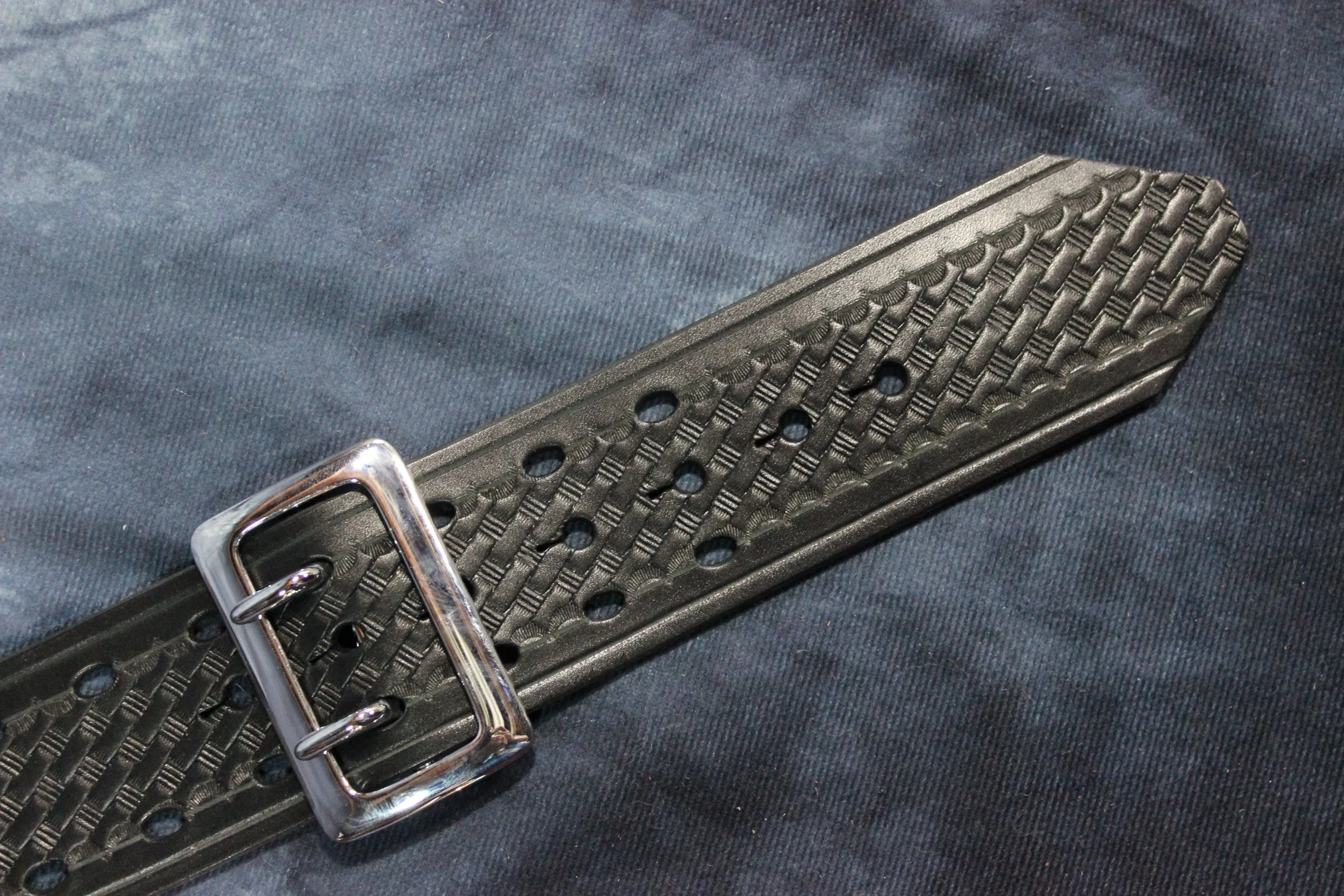 Duty Belt with Basketweave Embossing and Sam Brown Buckle and Stud