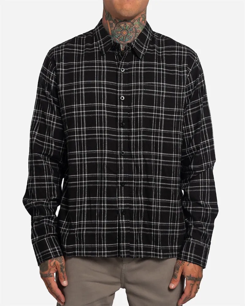 Essential Long Sleeve Flannel Black