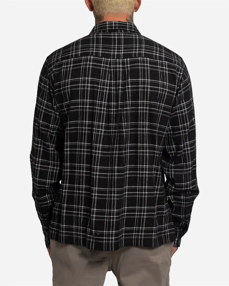 Essential Long Sleeve Flannel Black