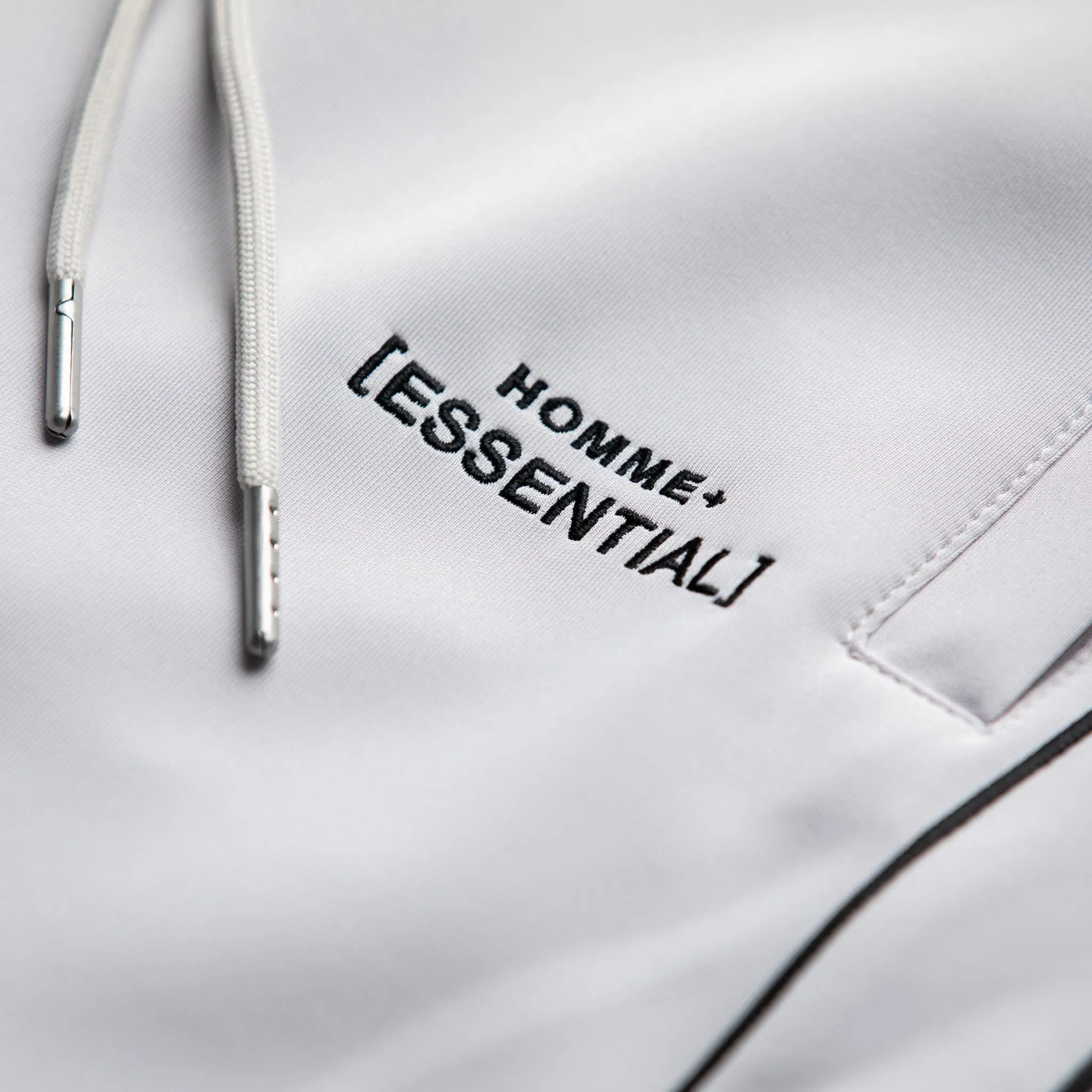 ESSENTIAL Trackpants