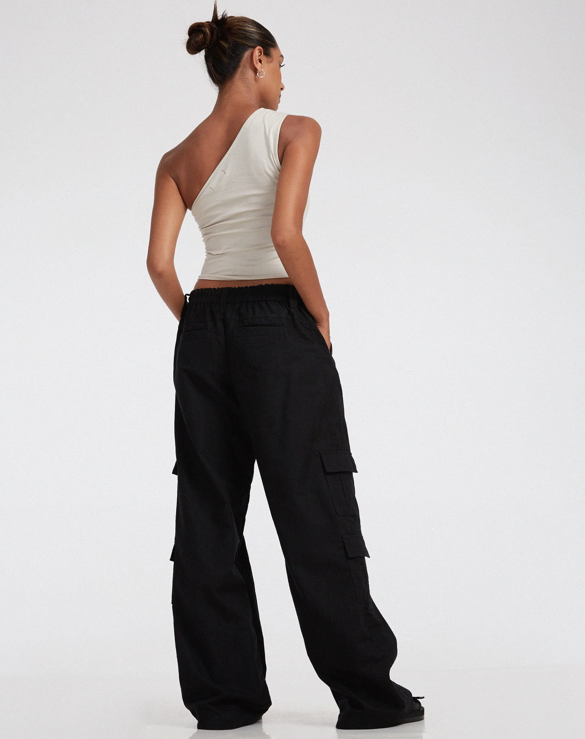 Hansa Cargo Trouser in Rami Black